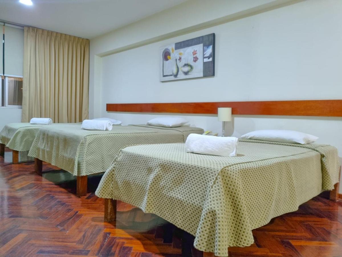Hostal Solari Trujillo Zewnętrze zdjęcie