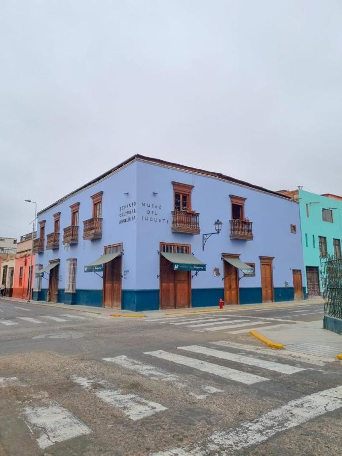 Hostal Solari Trujillo Zewnętrze zdjęcie